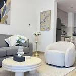 Stylish 1Br Apartment Prime Yas Island Location